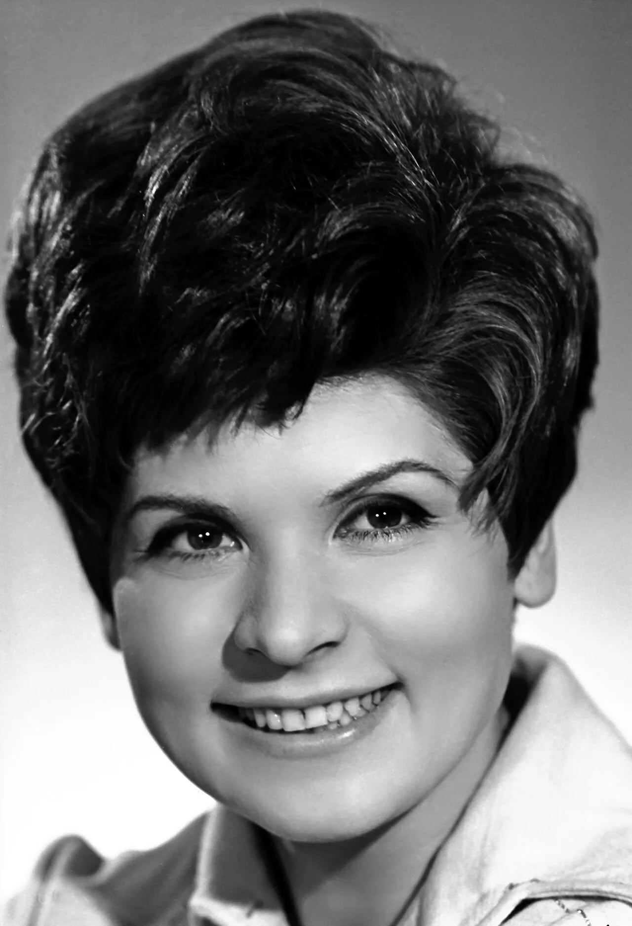 Porträt von Eszter Tamási (1938–1991) – Gedenkseite