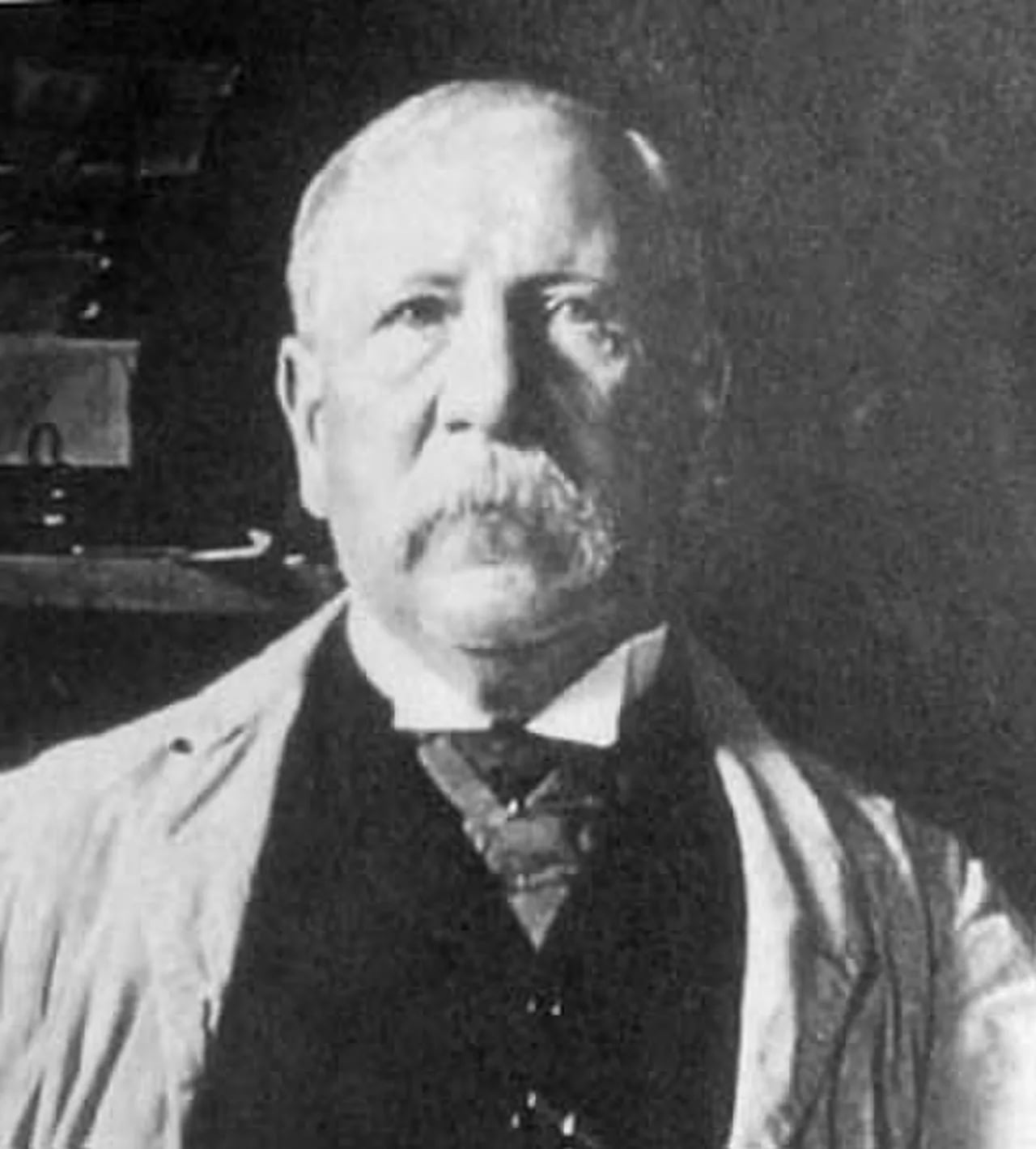 Portrait of Alfred George Greenhill (1847–1927) – memorial page
