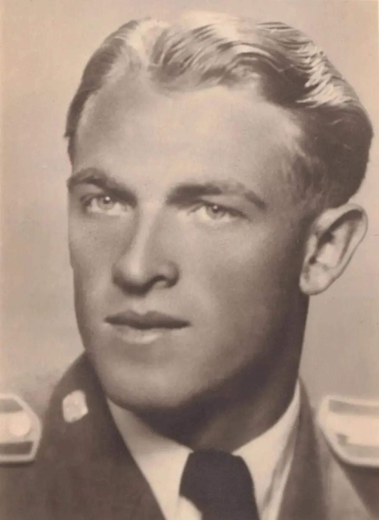 Porträt von Otto Pavlů (1915–1943) – Gedenkseite