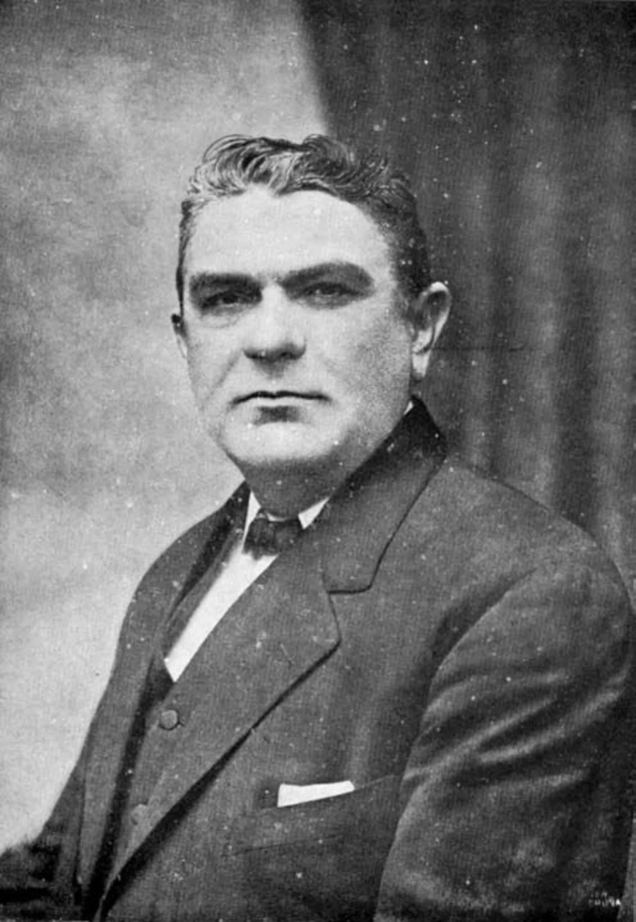 Porträt von Xosé Fontenla Leal (1864–1919) – Gedenkseite