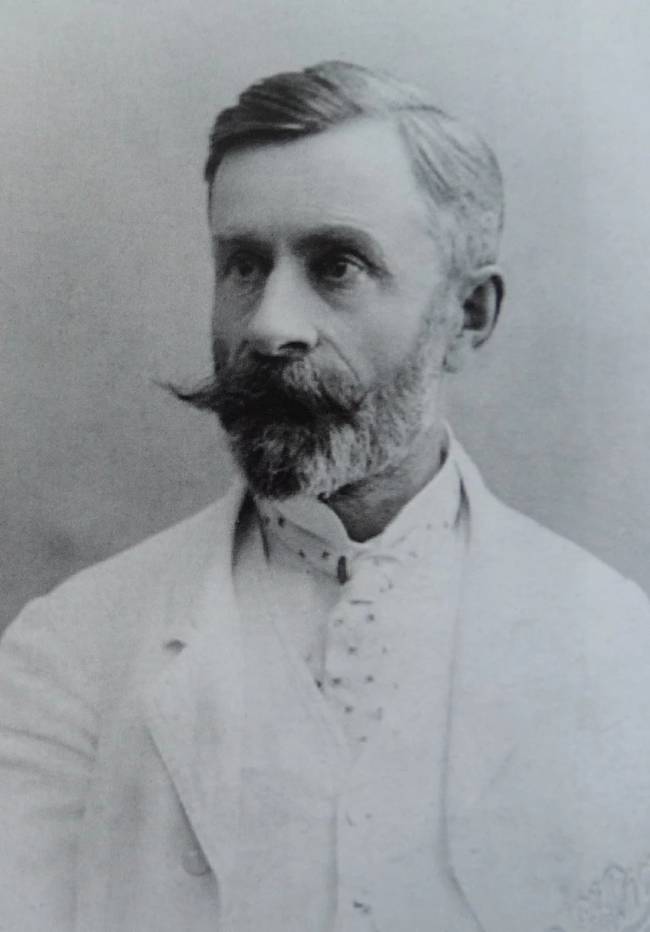 Porträt von Arthur Leist (1852–1927) – Gedenkseite