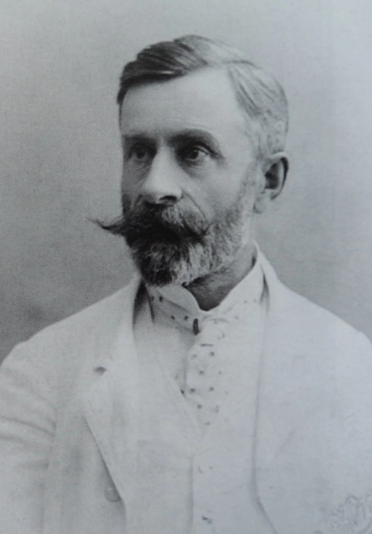 Porträt von Arthur Leist (1852–1927) – Gedenkseite
