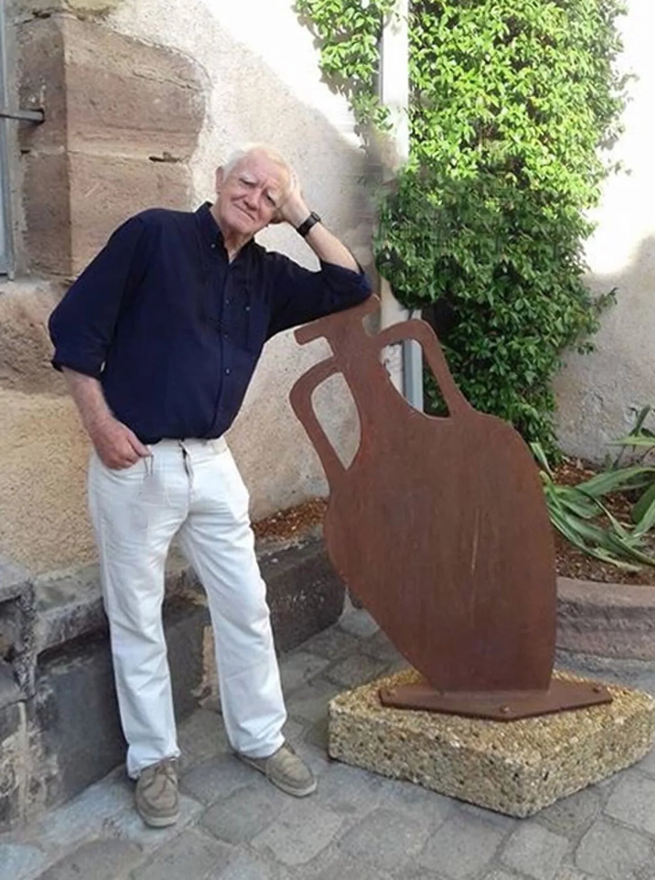 Portrait of Jean-Pierre Joncheray (1941–2020) – memorial page