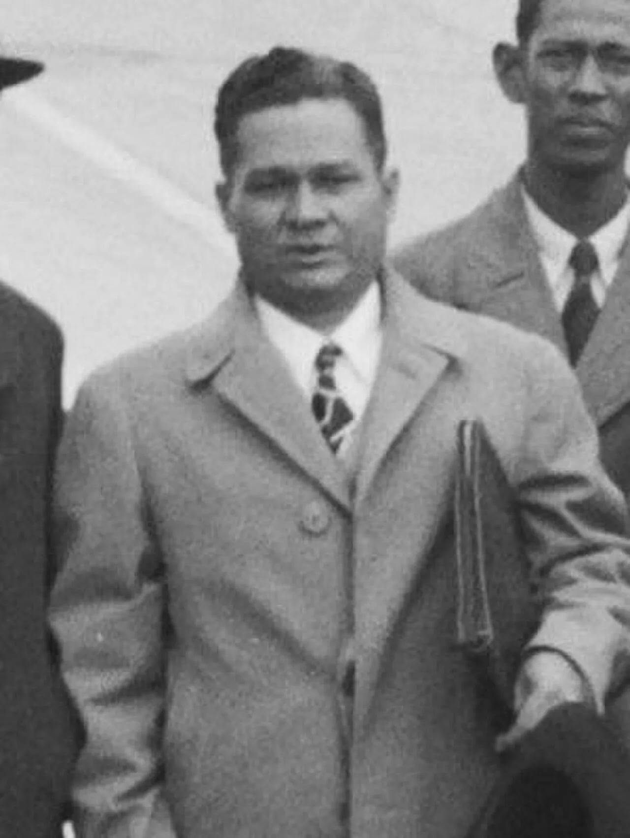 Portrait of Jozeph Enwoei Ho A Sjoe (1906–1958) – memorial page