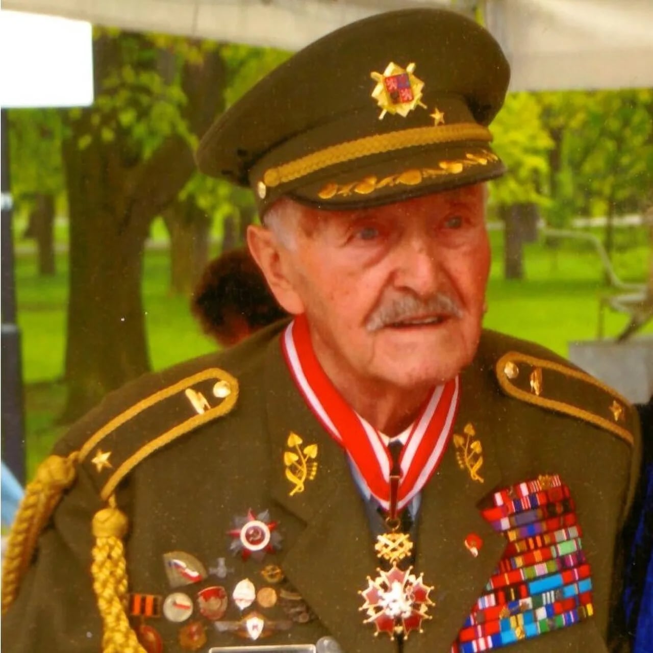 Porträt von Mikuláš Končický (1925–2015) – Gedenkseite