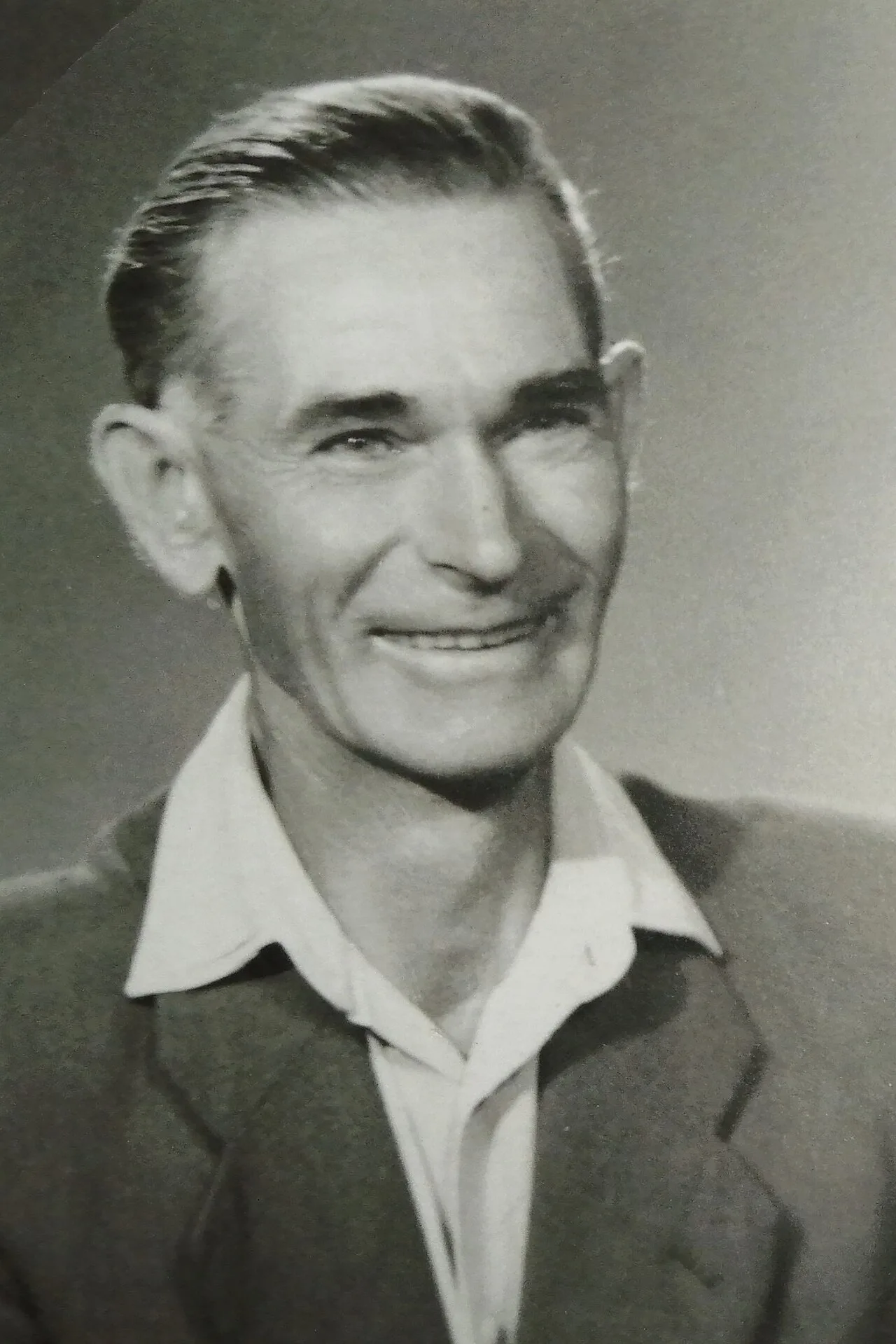 Porträt von Josef Knězek (1908–1969) – Gedenkseite