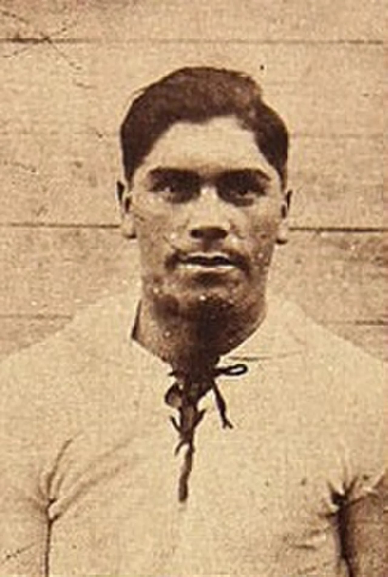 Porträt von Víctor Morales (1905–1938) – Gedenkseite