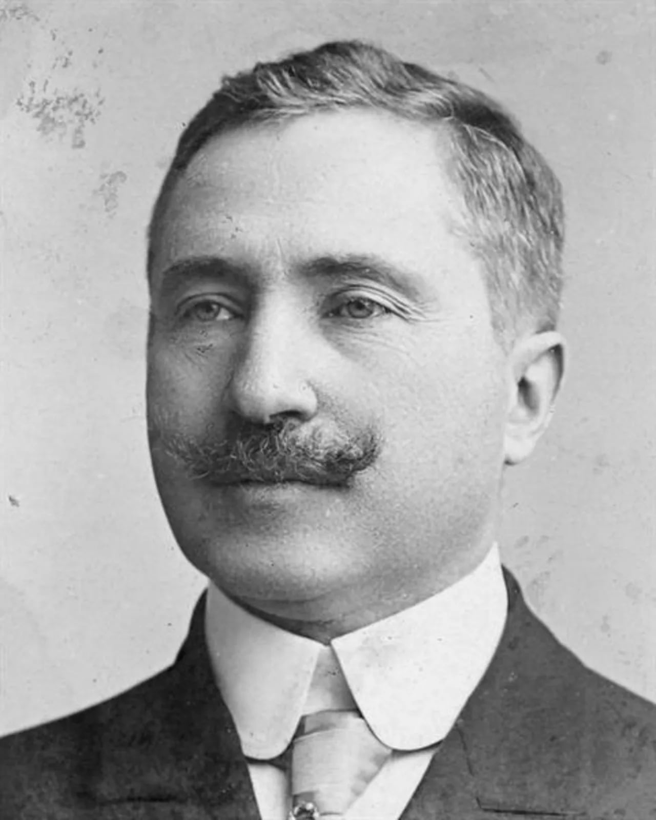 Porträt von Abílio Beça (1856–1910) – Gedenkseite