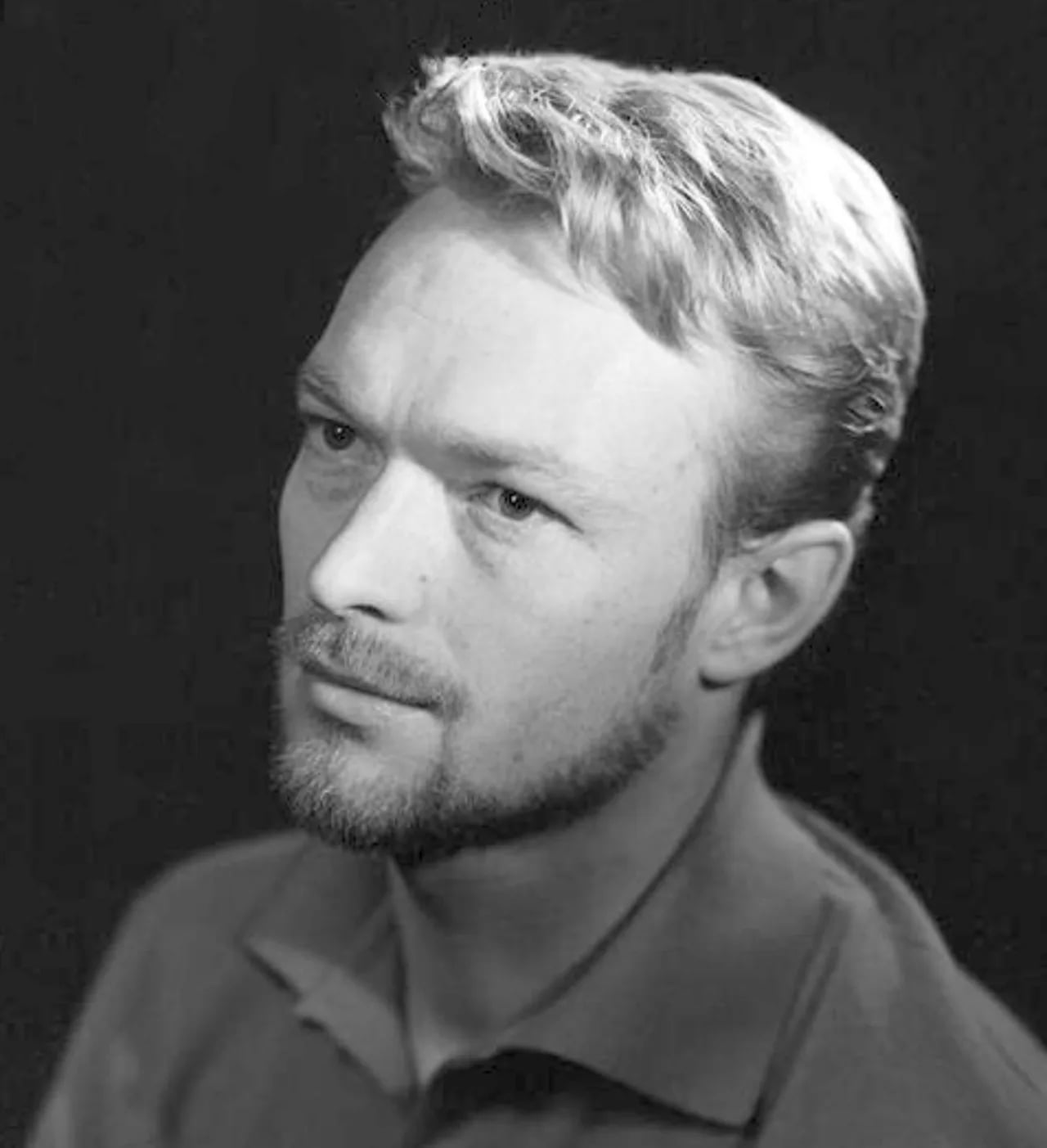 Porträt von Pierre Vaneck (1931–2010) – Gedenkseite