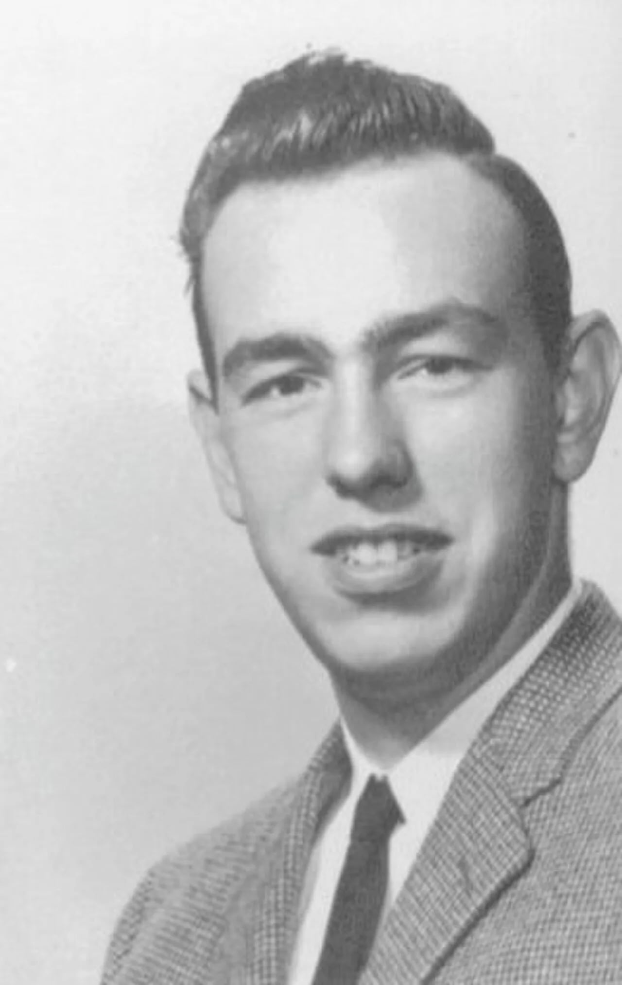 Porträt von Paul Francis Siefert Sr. (1942–2020) – Gedenkseite