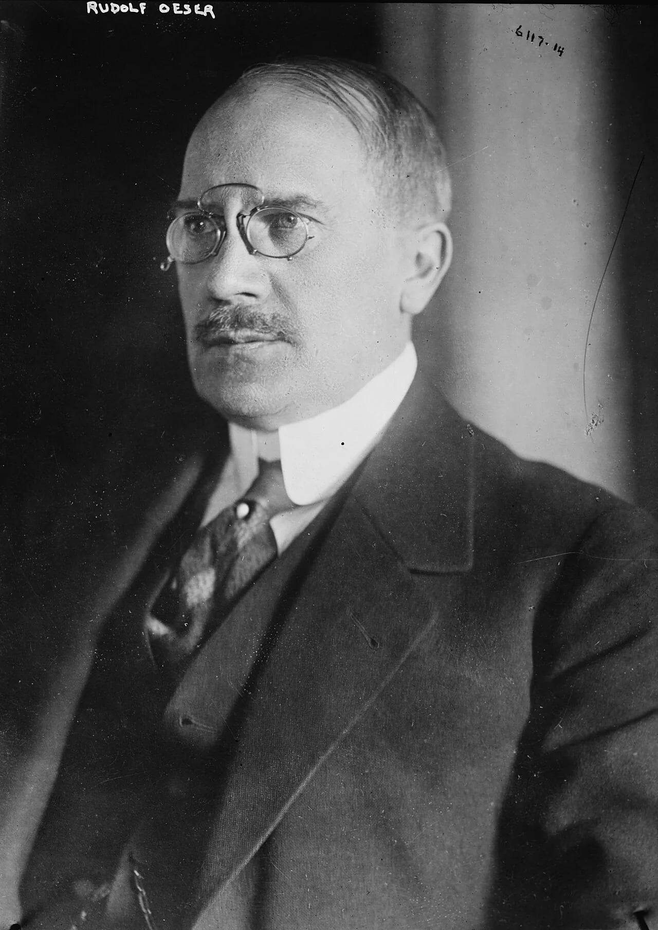 Porträt von Rudolf Oeser (1858–1926) – Gedenkseite