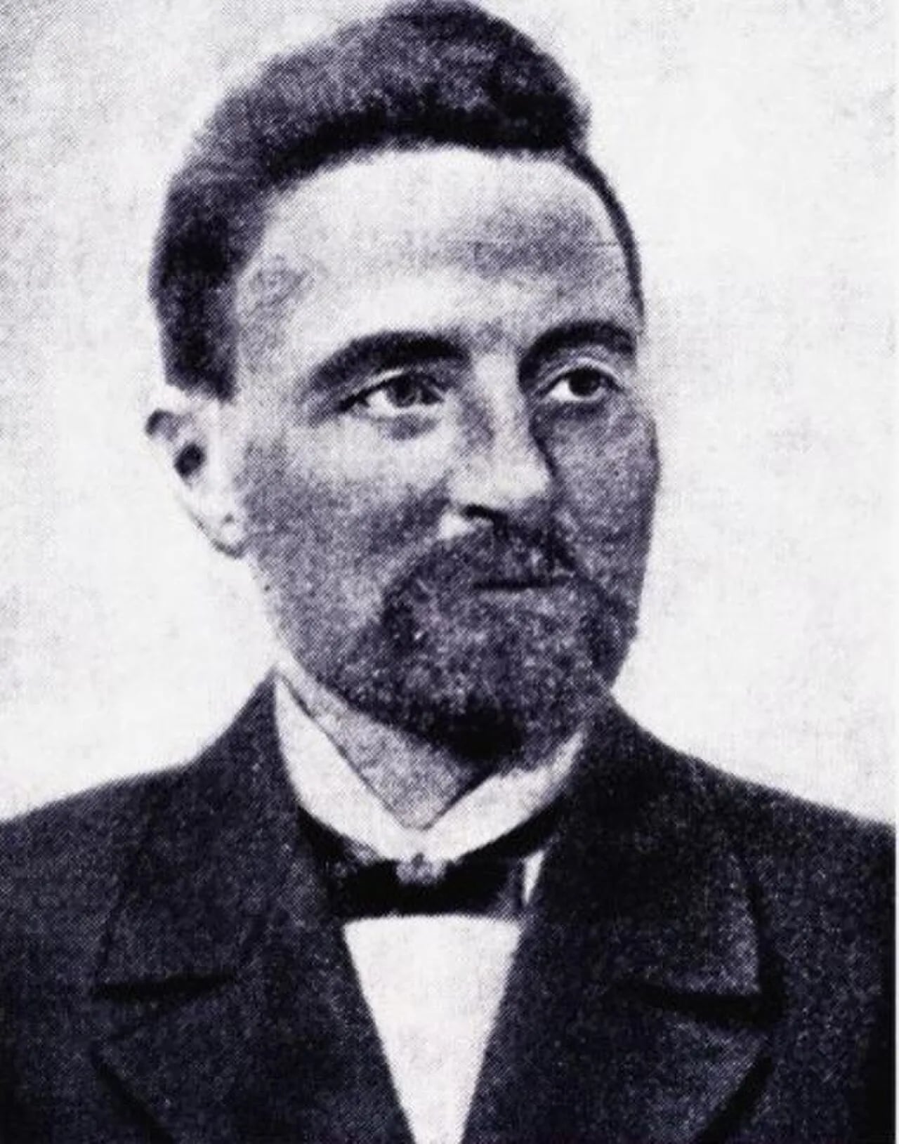 Portrait of Otto Rundfloen (1853–1921) – memorial page