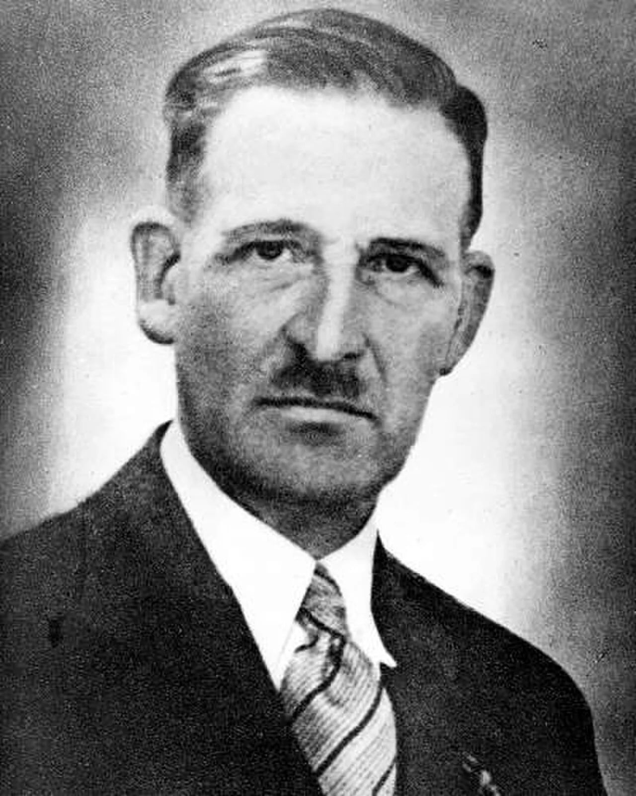 Porträt von Heinrich Graf zu Dohna-Schlobitten (1882–1944) – Gedenkseite