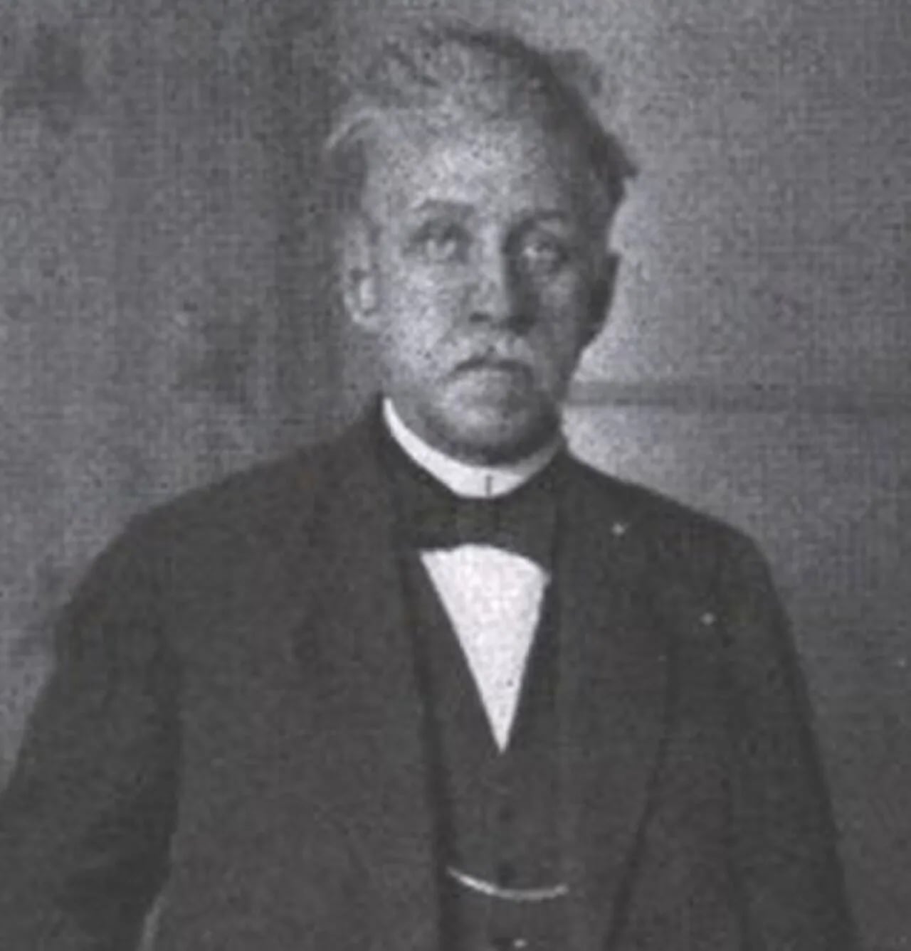 Portrait of Pēteris Stučka (1865–1932) – memorial page