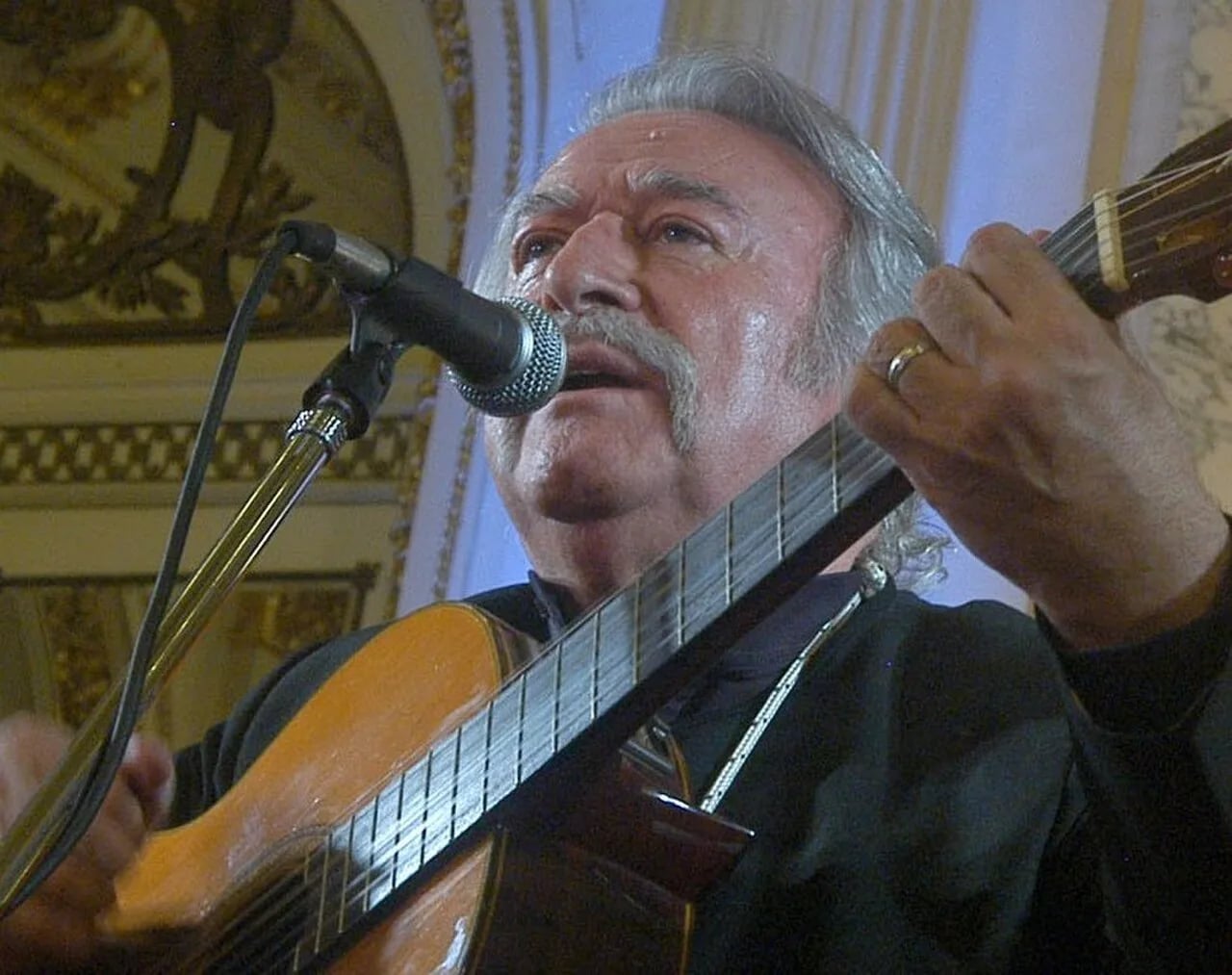 Porträt von César Isella (1938–2021) – Gedenkseite