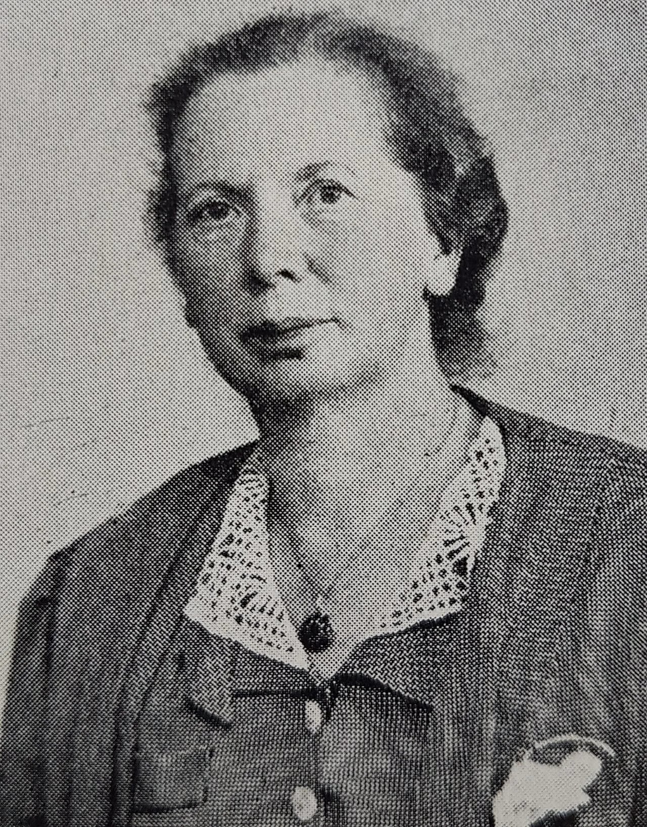 Portrait of Alvhild Bratt (1882–1964) – memorial page