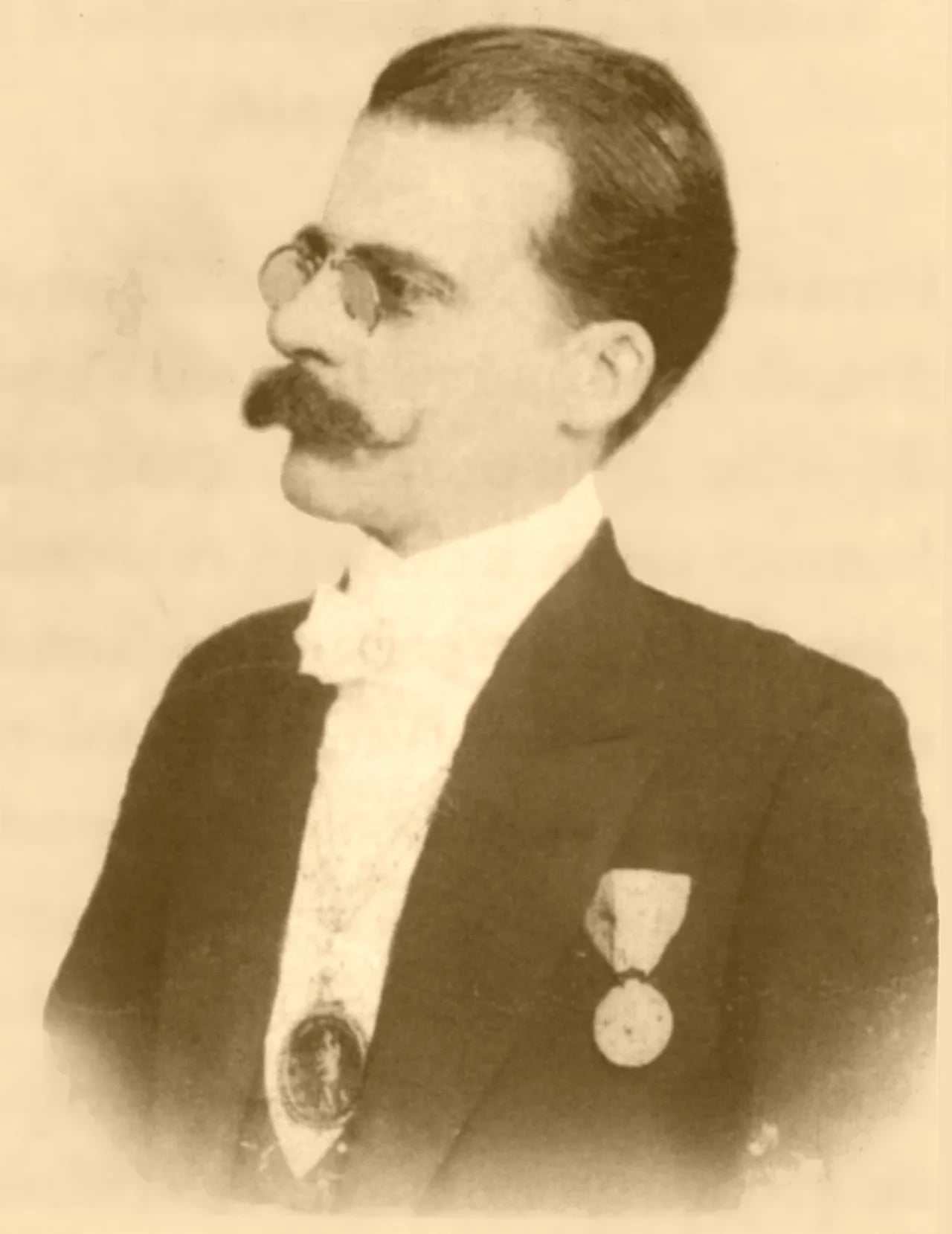 Portrait of Antônio Muniz Sodré de Aragão (1881–1940) – memorial page