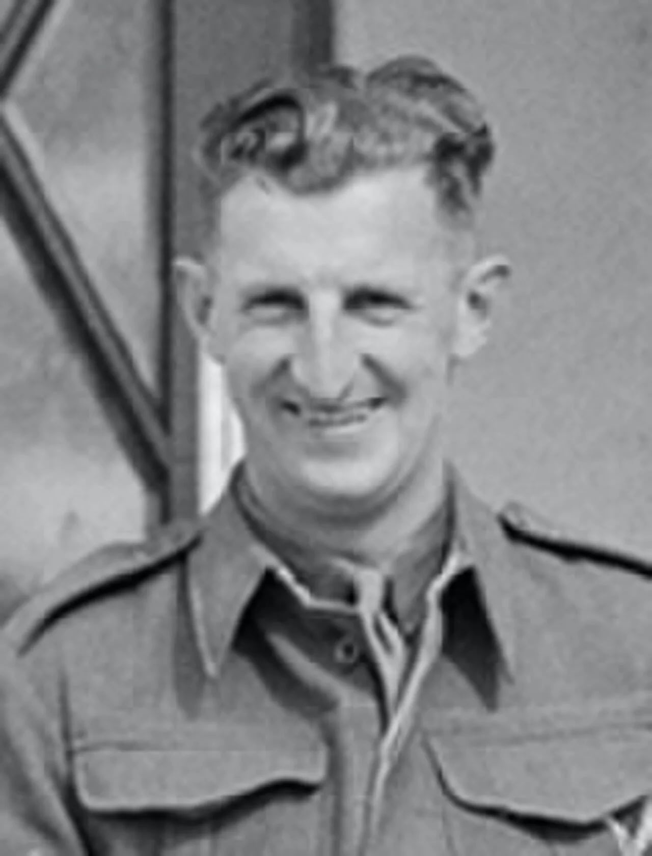 Porträt von Gordon Mason (1921–2010) – Gedenkseite
