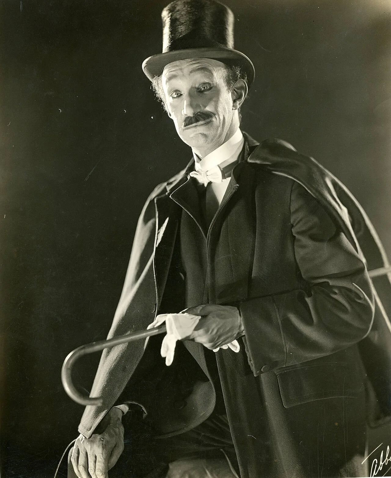 Portrait of James Finlayson (1887–1953) – memorial page