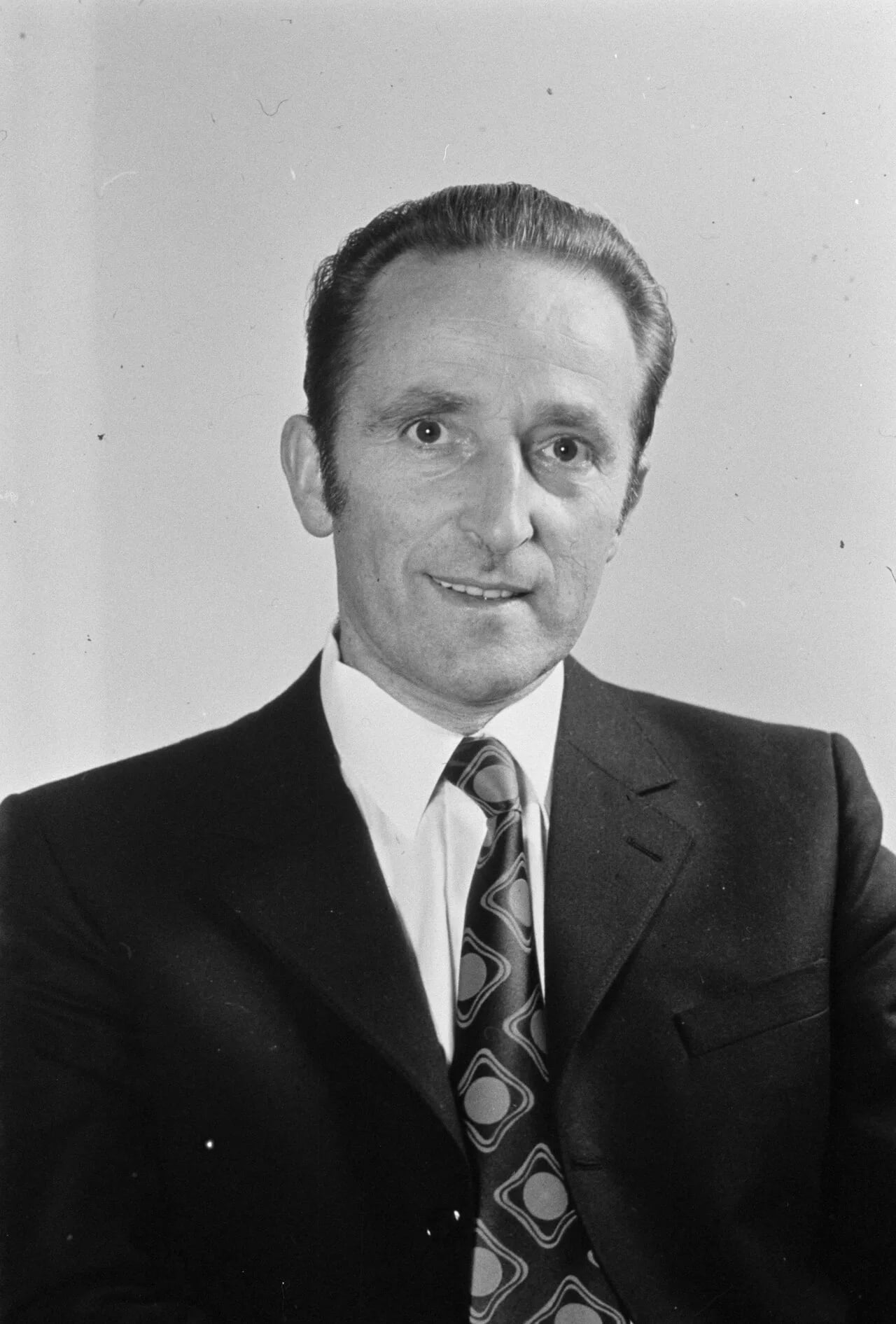 Porträt von Peter Knüsel (1923–2018) – Gedenkseite