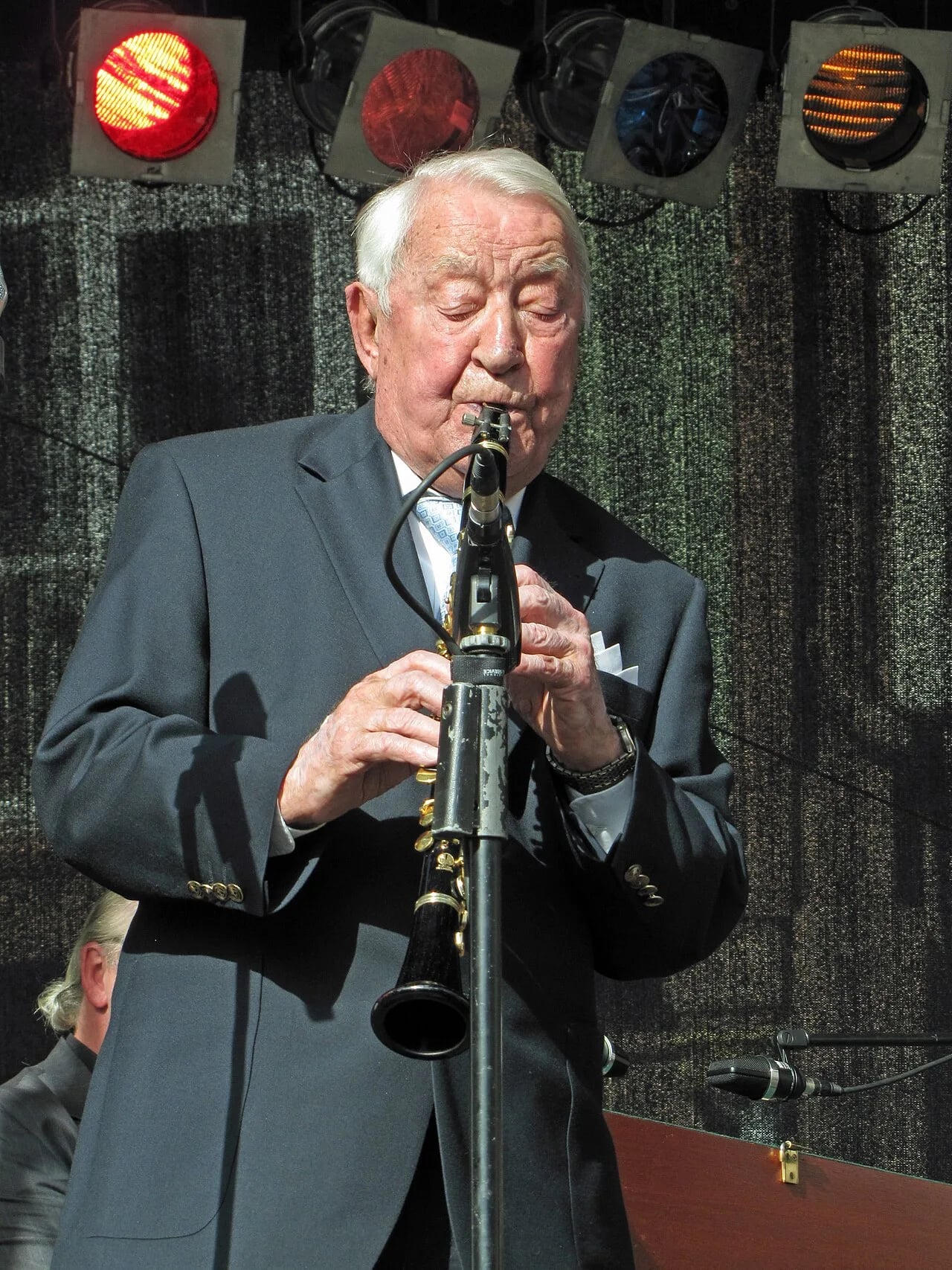 Porträt von Hugo Strasser (1922–2016) – Gedenkseite