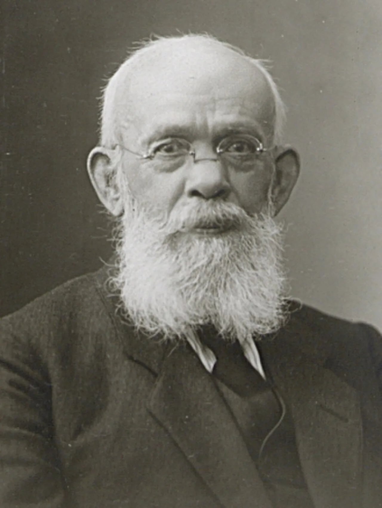 Porträt von Julius von Kennel (1854–1939) – Gedenkseite