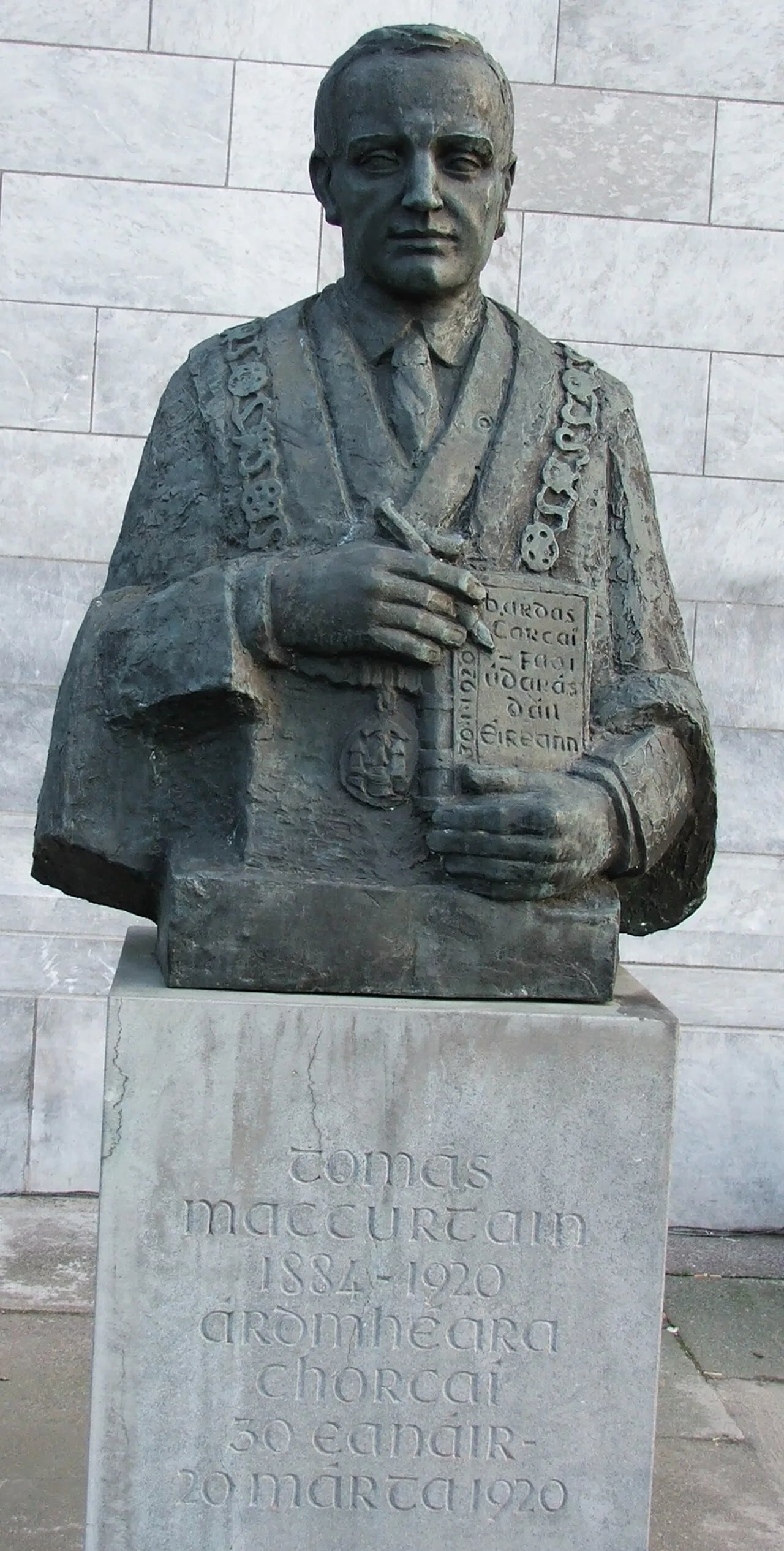 Portrait of Tomás MacCurtain (1884–1920) – memorial page
