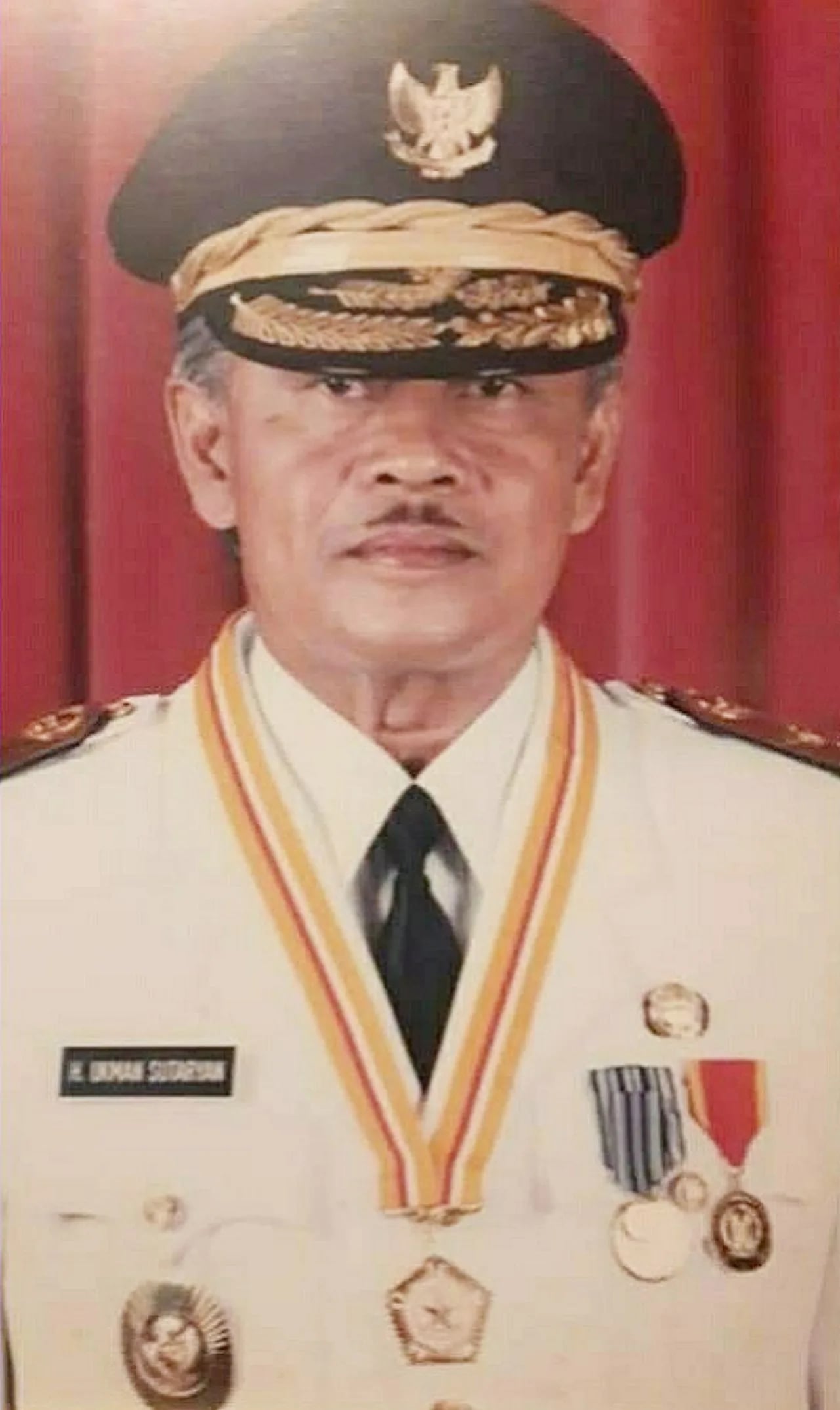 Porträt von Ukman Sutaryan (1937–2020) – Gedenkseite