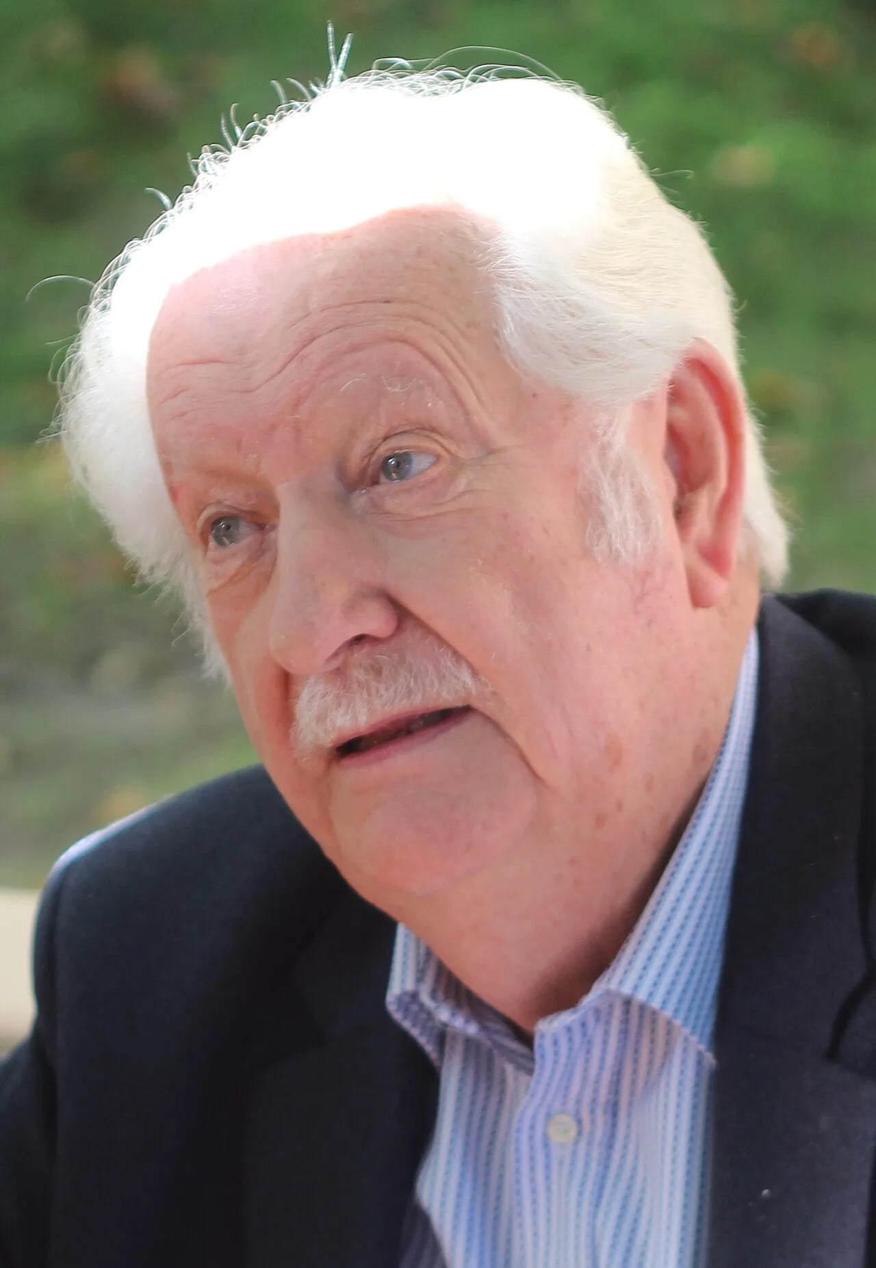 Porträt von Pierre Bellemare (1929–2018) – Gedenkseite