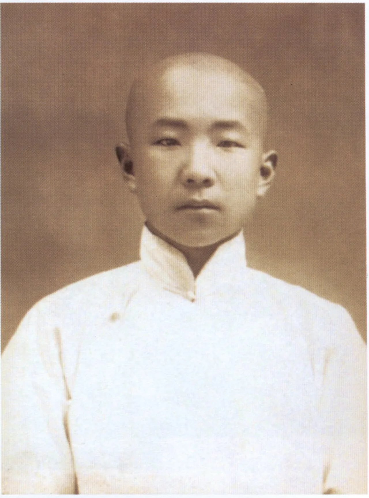 Portrait of Gong Qi (1912–2005) – memorial page