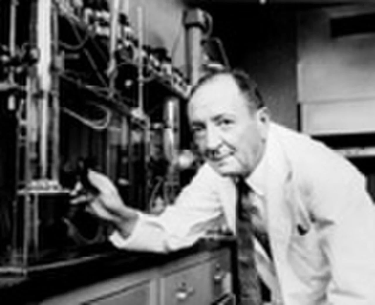 Porträt von Alfred Gilman Sr. (1908–1984) – Gedenkseite