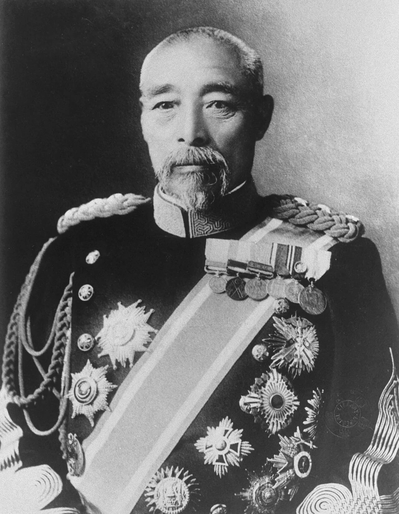 Portrait of Oku Yasukata (1847–1930) – memorial page