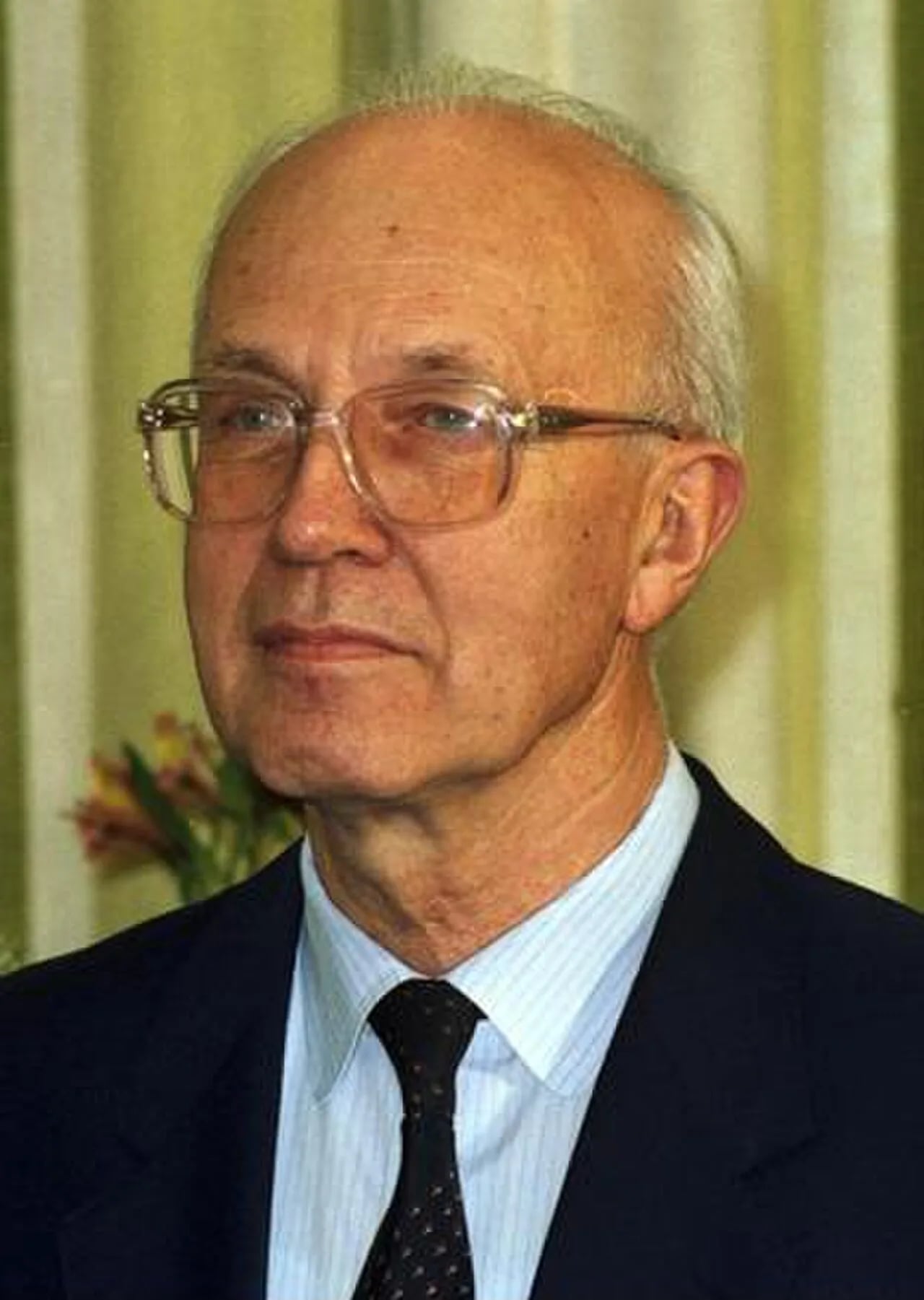 Porträt von Helmut Schlesinger (1924–2024) – Gedenkseite
