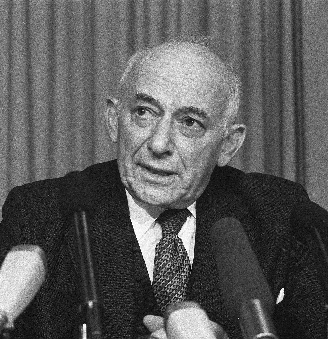Portrait of Eugene V. Rostow (1913–2002) – memorial page
