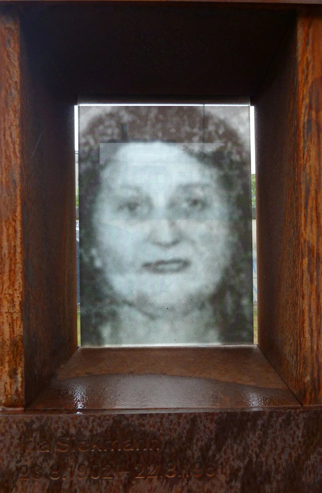 Porträt von Ida Siekmann (1902–1961) – Gedenkseite