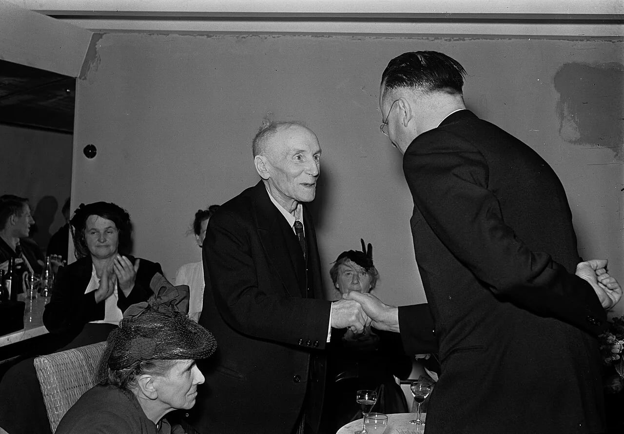 Porträt von Émile Erens (1865–1951) – Gedenkseite