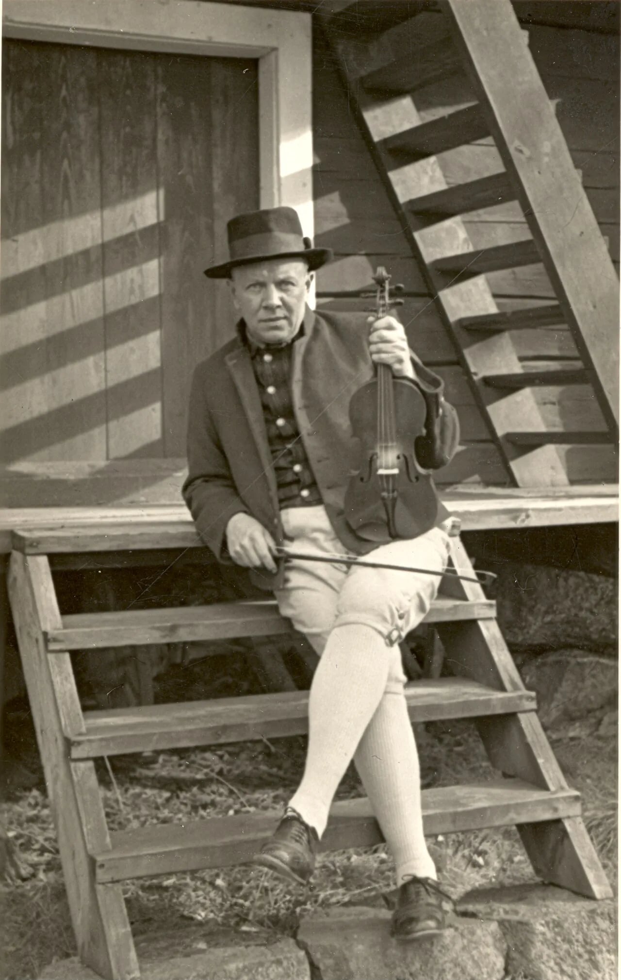 Porträt von Carl G. Lindqvist (1892–1991) – Gedenkseite