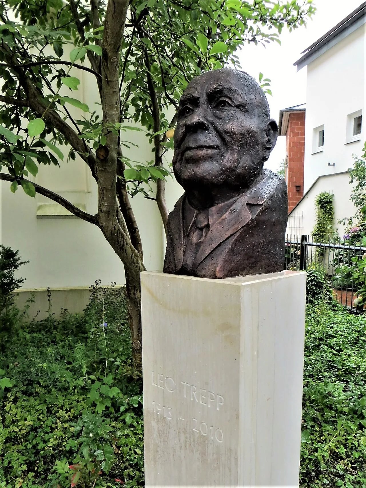 Porträt von Leo Trepp (1913–2010) – Gedenkseite