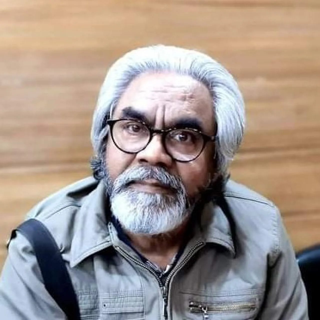 Porträt von Faruk Quazi (1949–2020) – Gedenkseite