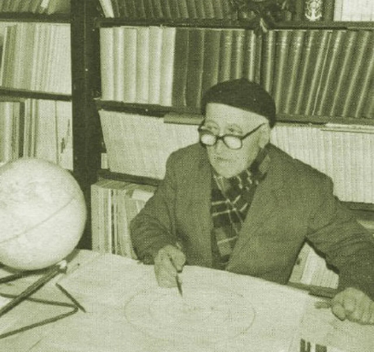 Portrait of Raffaele Bendandi (1893–1979) – memorial page