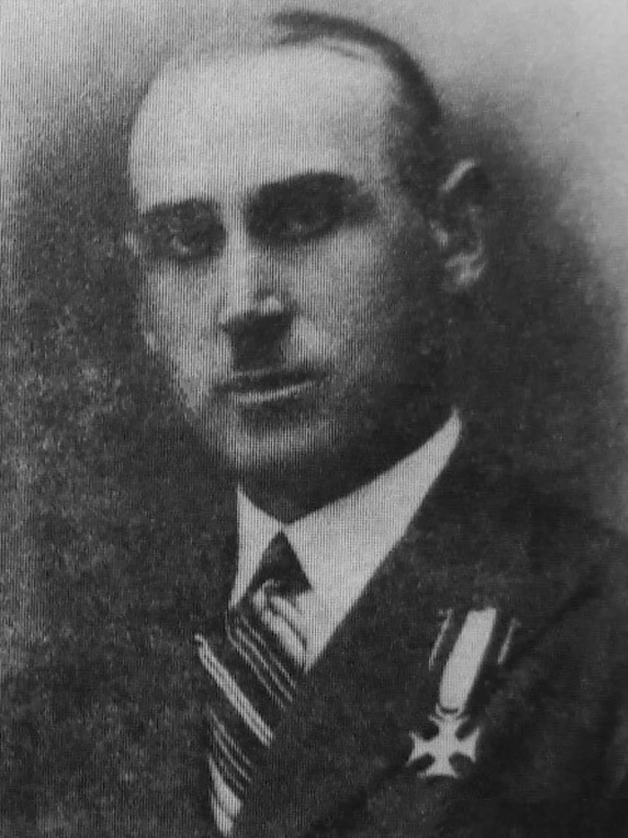 Portrait of Roman Tomczak (1900–1973) – memorial page