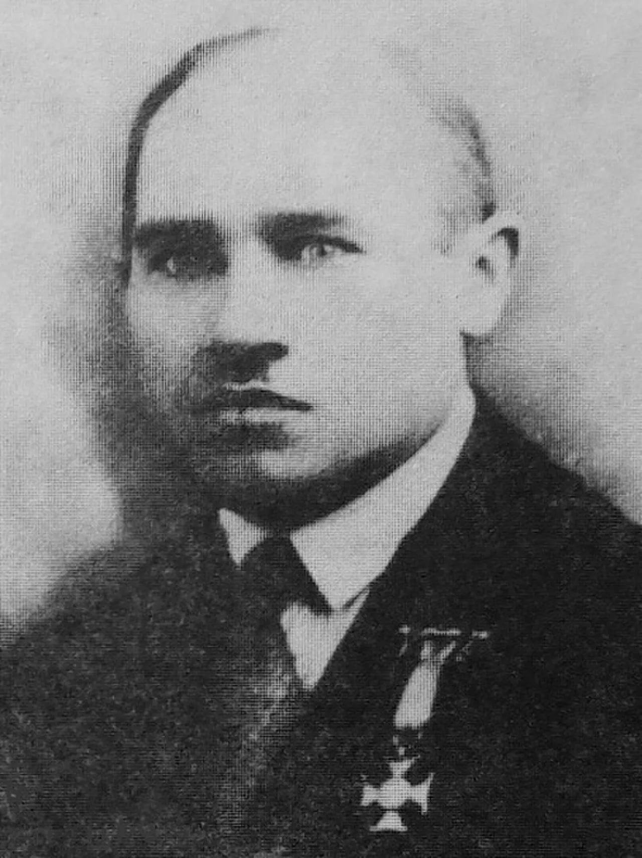 Porträt von Kazimierz Tarczyński (1898–1945) – Gedenkseite