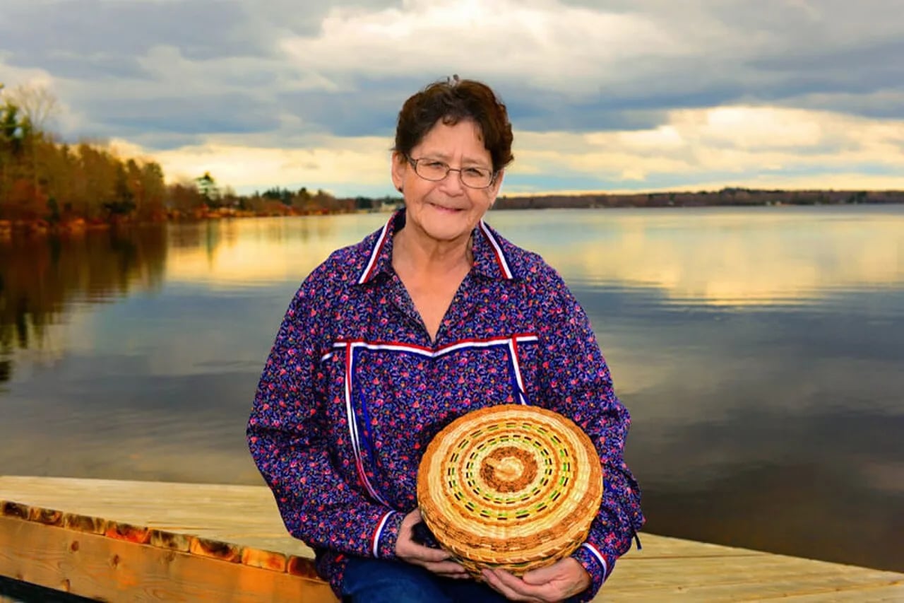Porträt von Molly Neptune Parker (1939–2020) – Gedenkseite