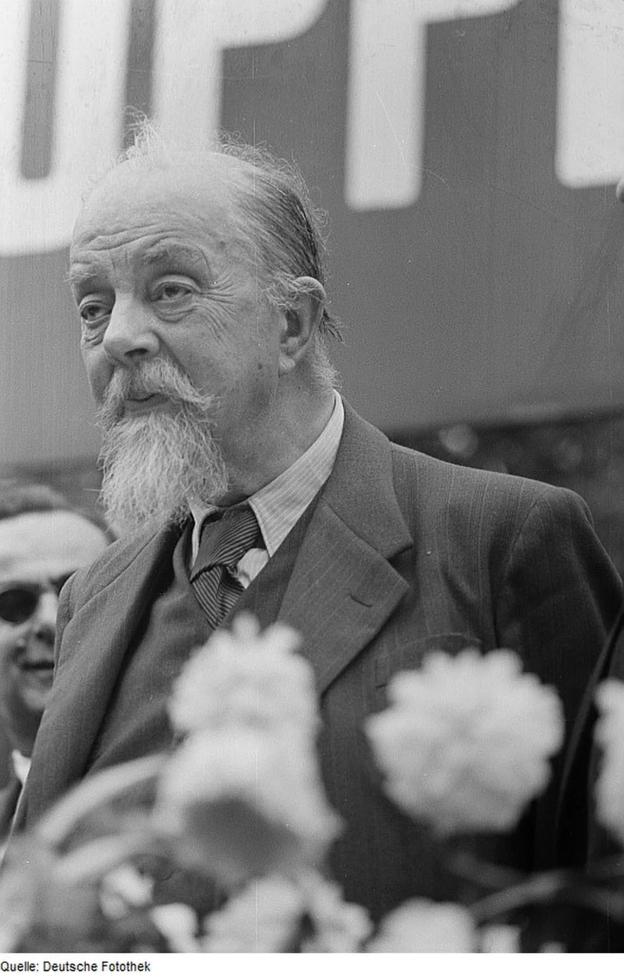 Porträt von Eilhard Alfred Mitscherlich (1874–1956) – Gedenkseite