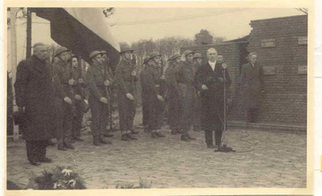 Portrait of Zwerus de Nooij sr. (1886–1963) – memorial page