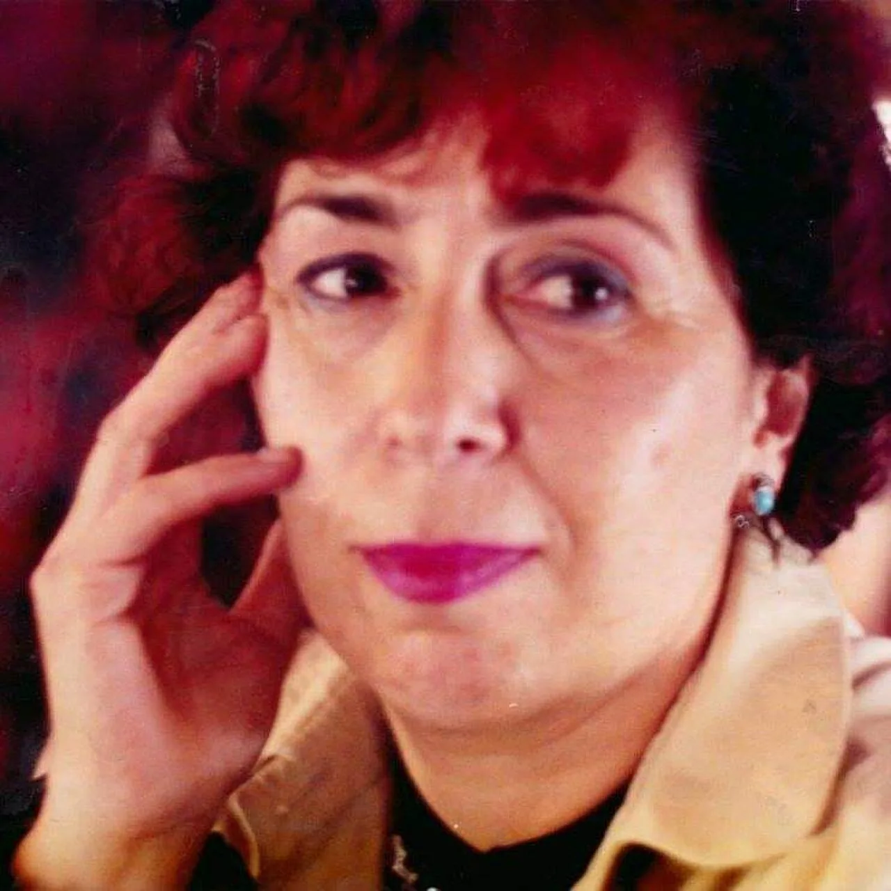 Porträt von Elena Dzamashvili (1942–2020) – Gedenkseite
