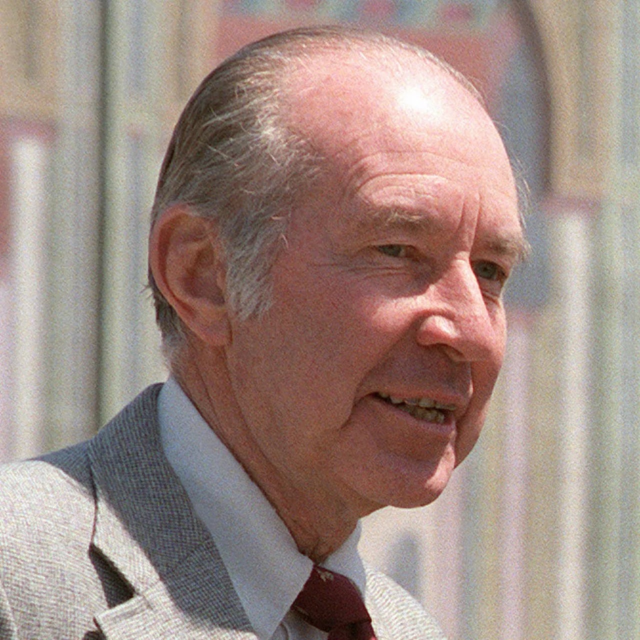 Porträt von W. Graham Claytor Jr. (1912–1994) – Gedenkseite