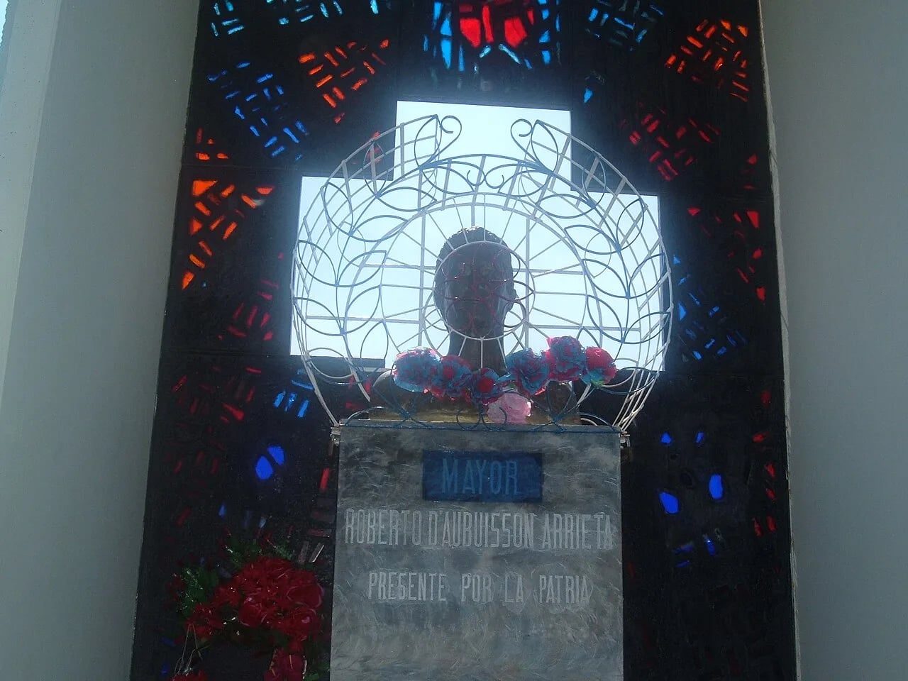 Portrait of Roberto D’Aubuisson Arrieta (1944–1992) – memorial page