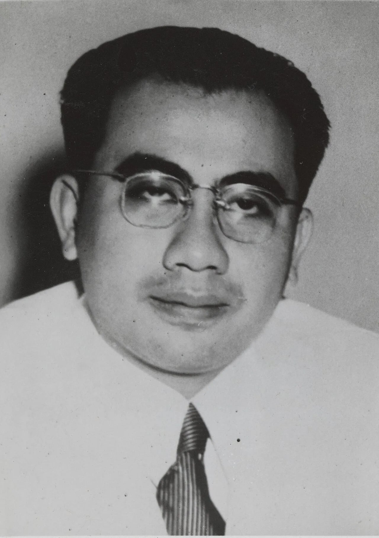 Porträt von Ida Anak Agung Gde Agung (1921–1999) – Gedenkseite