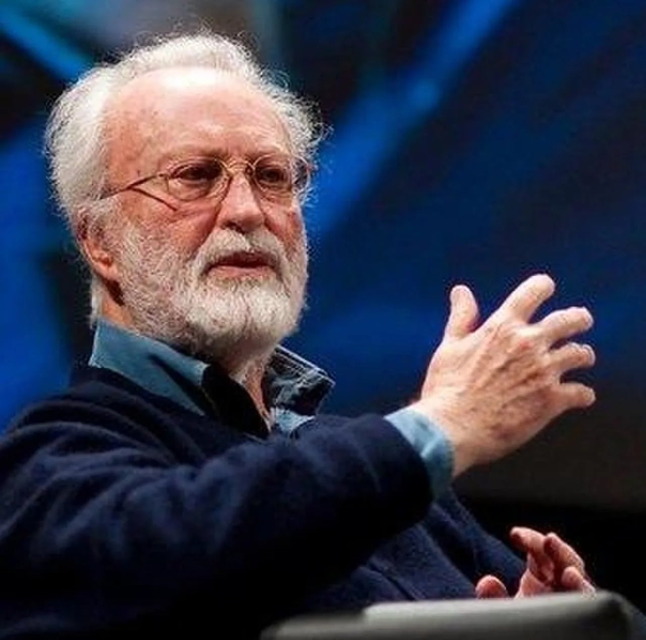 Porträt von Eugenio Scalfari (1924–2022) – Gedenkseite